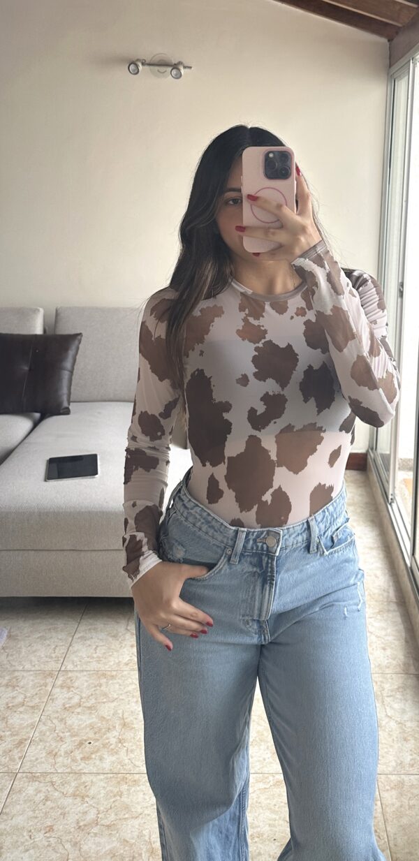 Body Cow print