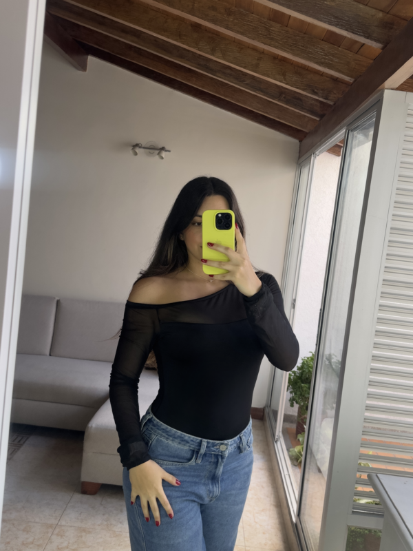 BODY NEGRO DE MALLA Y LICRA